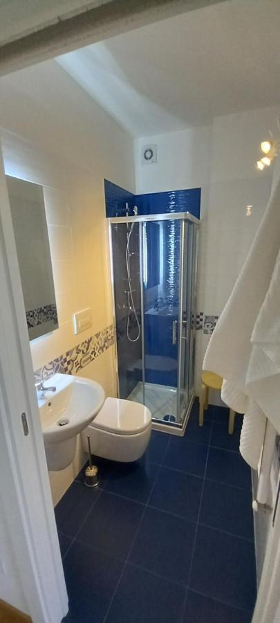 Central Apartment Con Tre Camere Da Letto Locorotondo Exterior photo