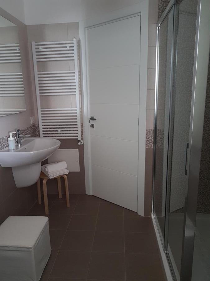 Central Apartment Con Tre Camere Da Letto Locorotondo Exterior photo