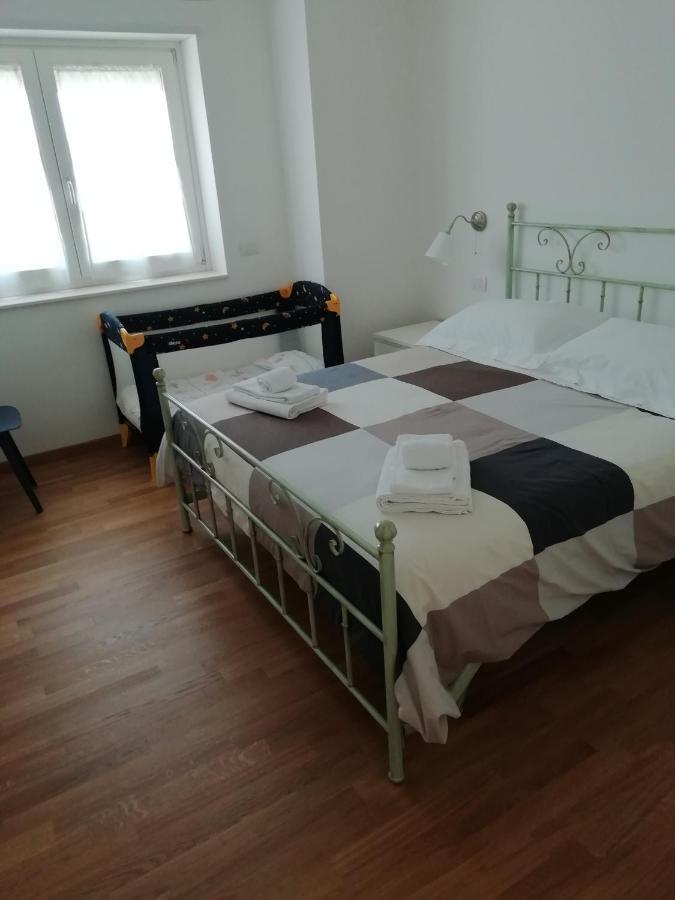 Central Apartment Con Tre Camere Da Letto Locorotondo Exterior photo